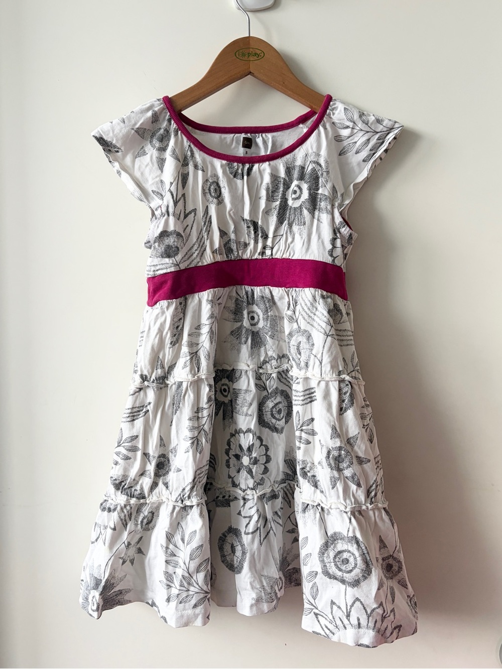 Tea Collection White and gray floral Ruffle Dress with contrasting magenta waist